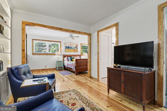 520 Chickasaw Lane, Rabun Gap, GA 30568