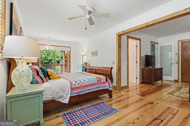 520 Chickasaw Lane, Rabun Gap, GA 30568