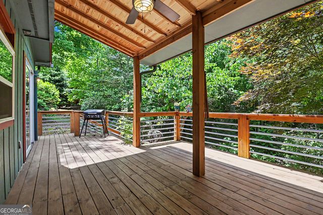 520 Chickasaw Lane, Rabun Gap, GA 30568
