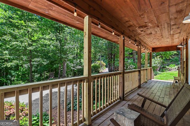 520 Chickasaw Lane, Rabun Gap, GA 30568