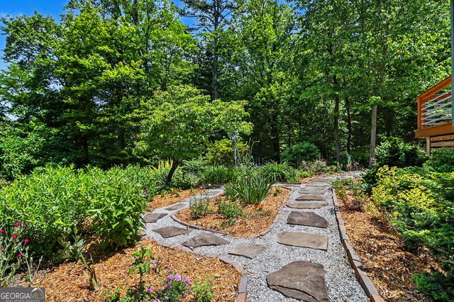 520 Chickasaw Lane, Rabun Gap, GA 30568