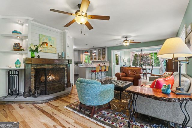 520 Chickasaw Lane, Rabun Gap, GA 30568