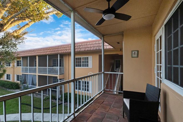 1940 NE 2nd Avenue J218, Wilton Manors, FL 33305