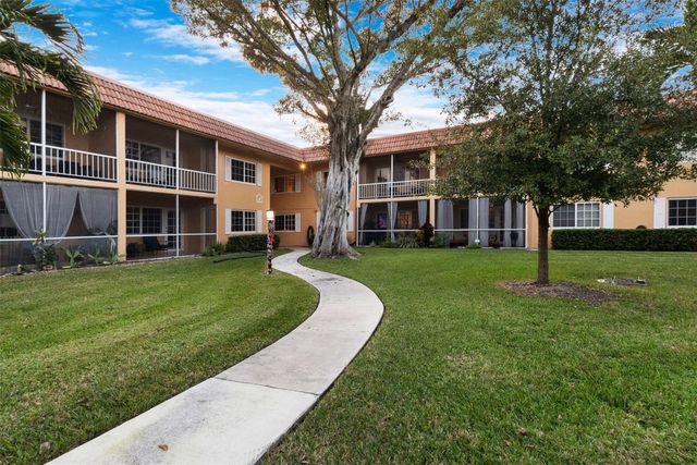 1940 NE 2nd Avenue J218, Wilton Manors, FL 33305