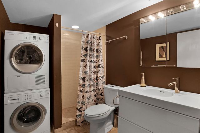 1940 NE 2nd Avenue J218, Wilton Manors, FL 33305