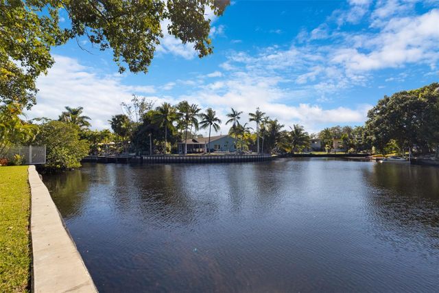 1940 NE 2nd Avenue J218, Wilton Manors, FL 33305