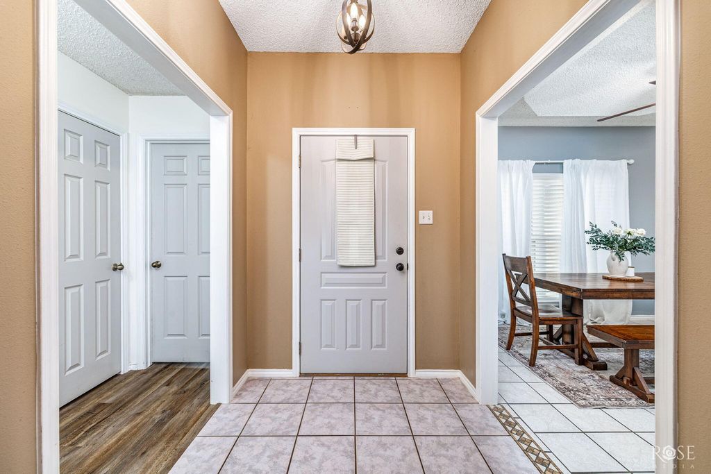 Image 7 of property listing at 4822 Scarlet Oak Drive, San Angelo, TX 76904