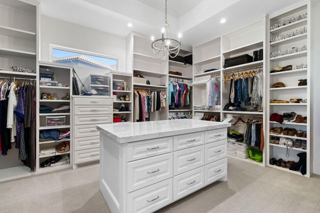 39 Johnathan Landing Court, The Woodlands, TX 77389