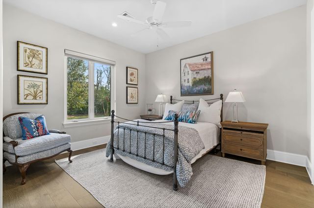 39 Johnathan Landing Court, The Woodlands, TX 77389