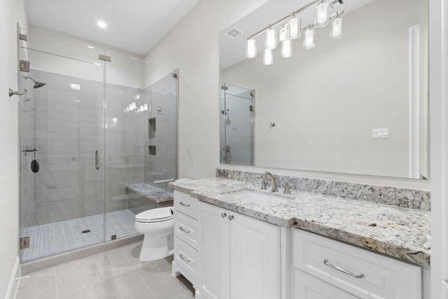 39 Johnathan Landing Court, The Woodlands, TX 77389