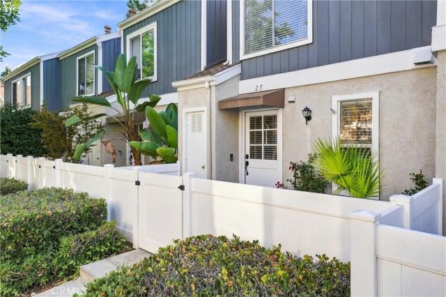 25 Bentwood Lane, Aliso Viejo, CA 92656