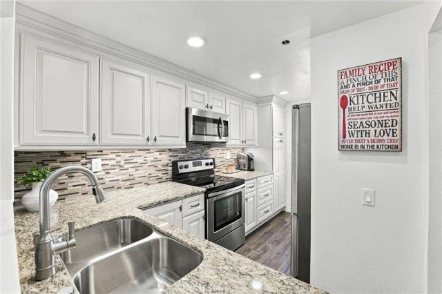 25 Bentwood Lane, Aliso Viejo, CA 92656