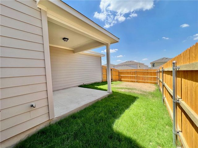 704 Long RUN, Liberty Hill, TX 78642