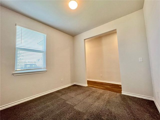 704 Long RUN, Liberty Hill, TX 78642