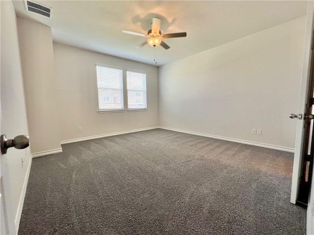 704 Long RUN, Liberty Hill, TX 78642