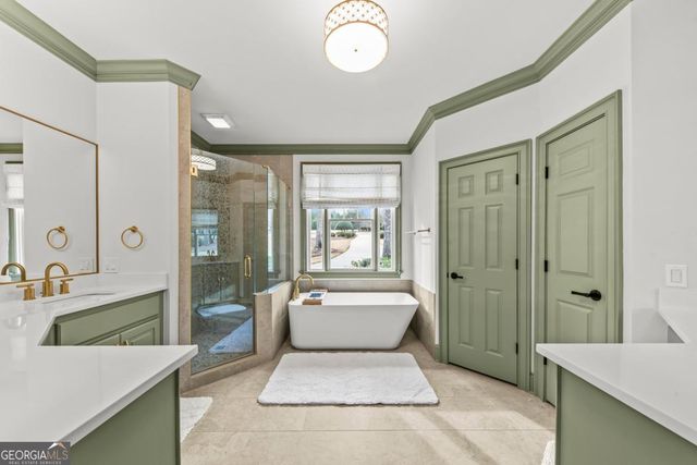 100 Greenwood Court, Eatonton, GA 31024