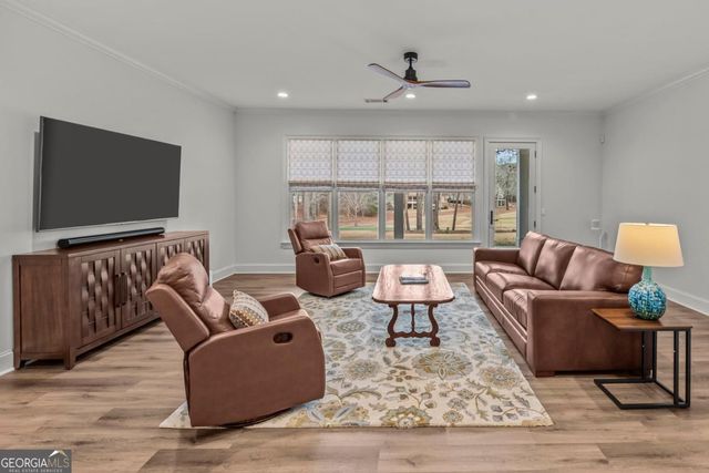 100 Greenwood Court, Eatonton, GA 31024