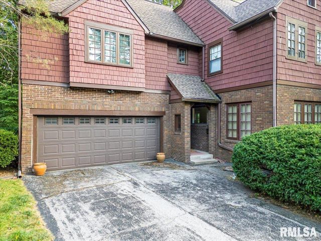 49 KENWOOD Avenue, Davenport, IA 52803