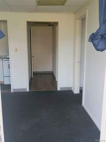 363 W Huron Street, Pontiac, MI 48341