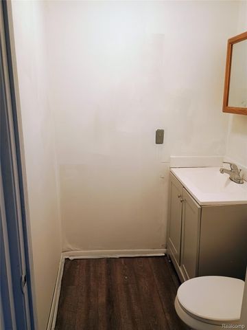 363 W Huron Street, Pontiac, MI 48341