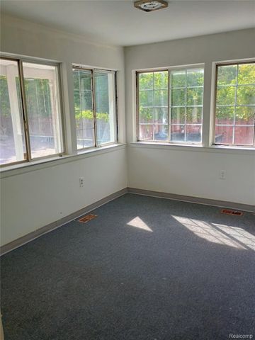 363 W Huron Street, Pontiac, MI 48341