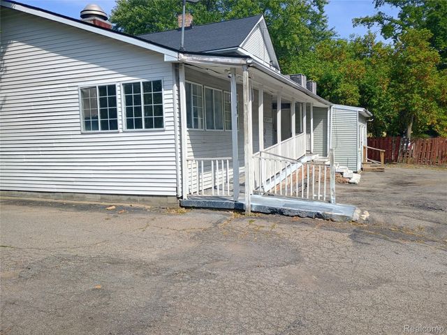 363 W Huron Street, Pontiac, MI 48341