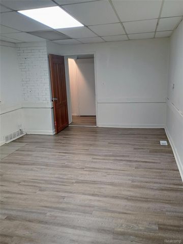 363 W Huron Street, Pontiac, MI 48341