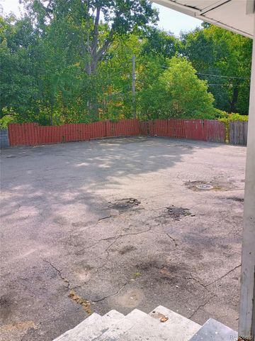 363 W Huron Street, Pontiac, MI 48341