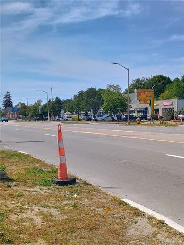 363 W Huron Street, Pontiac, MI 48341