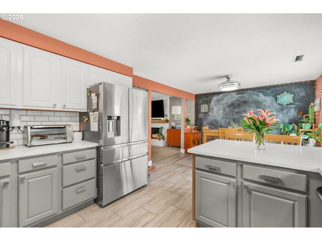 10603 Ne 207TH Ave, Brush Prairie, WA 98606