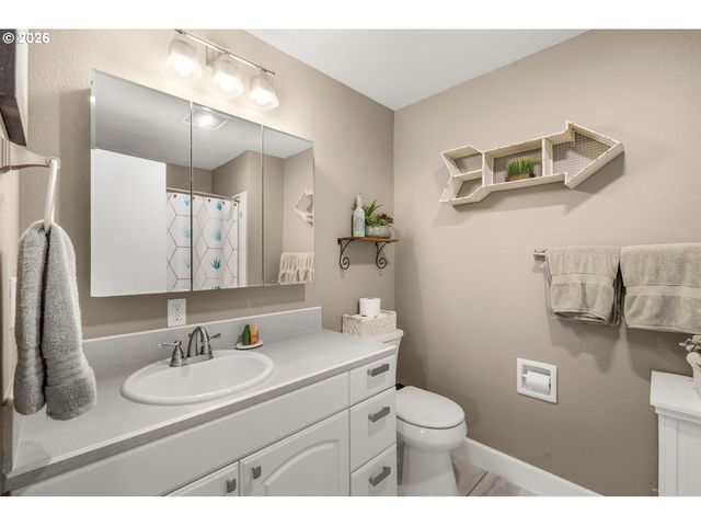 10603 Ne 207TH Ave, Brush Prairie, WA 98606