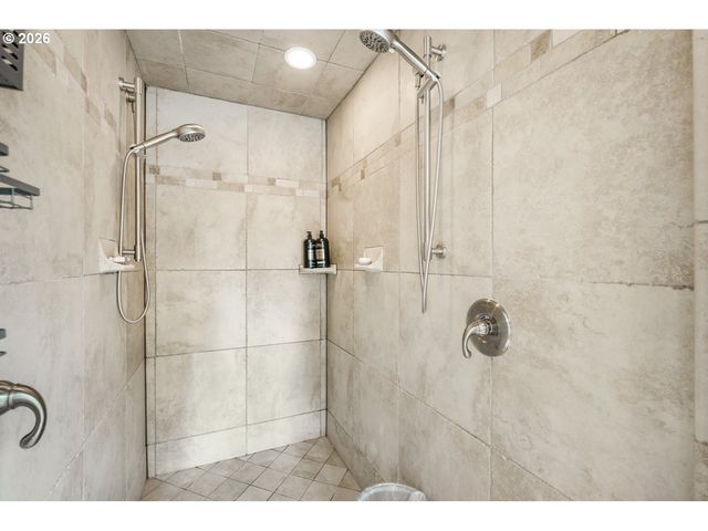 10603 Ne 207TH Ave, Brush Prairie, WA 98606