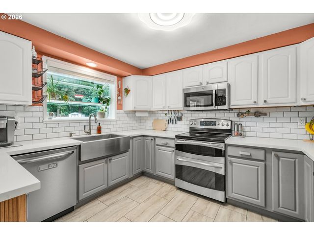 10603 Ne 207TH Ave, Brush Prairie, WA 98606