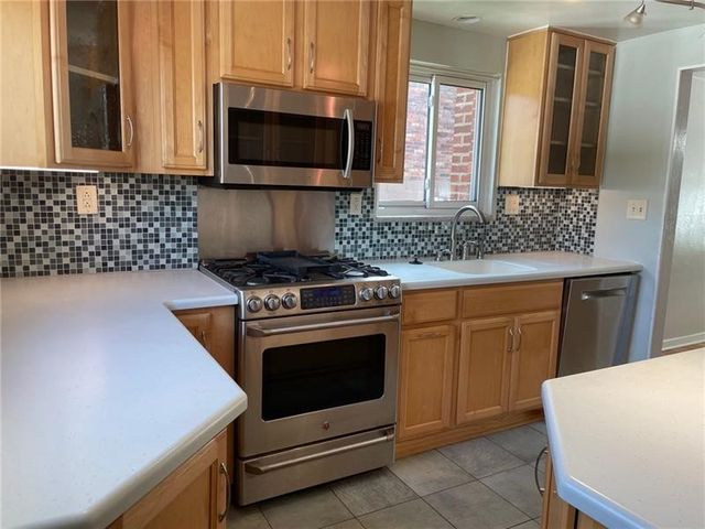 536 Portia, Baldwin Boro, PA 15236