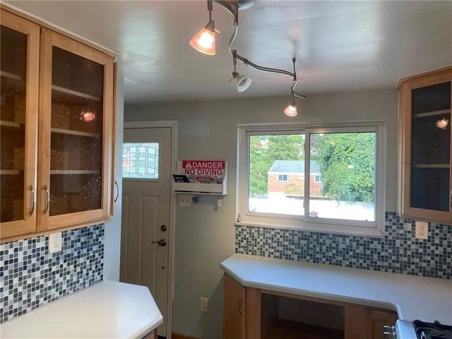 536 Portia, Baldwin Boro, PA 15236