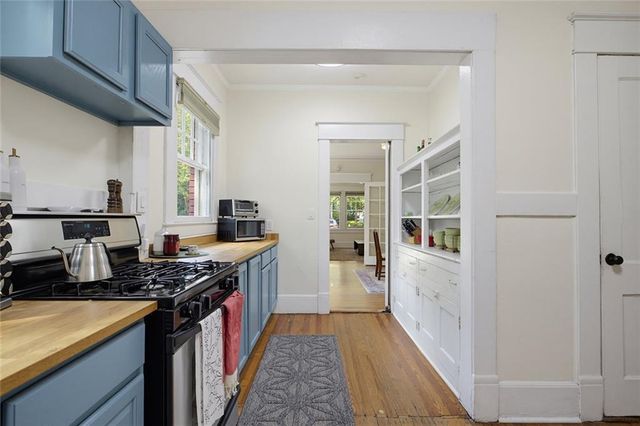 662 Pearce Street SW, Atlanta, GA 30310