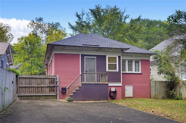 662 Pearce Street SW, Atlanta, GA 30310