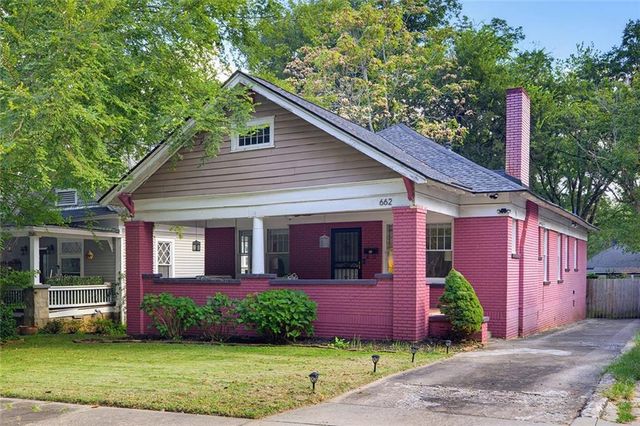 662 Pearce Street SW, Atlanta, GA 30310