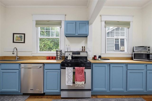 662 Pearce Street SW, Atlanta, GA 30310