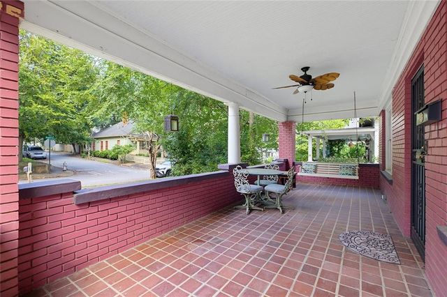 662 Pearce Street SW, Atlanta, GA 30310