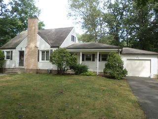 5 Tennyson Avenue, North Haven, CT 06473