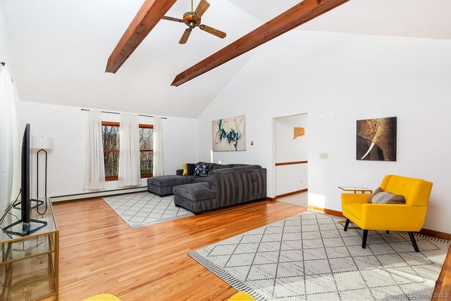 8 Phoebee Lane, Brookfield, CT 06804