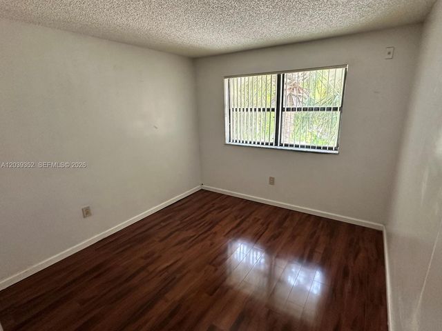 7200 NW 179th Street 311, Hialeah, FL 33015