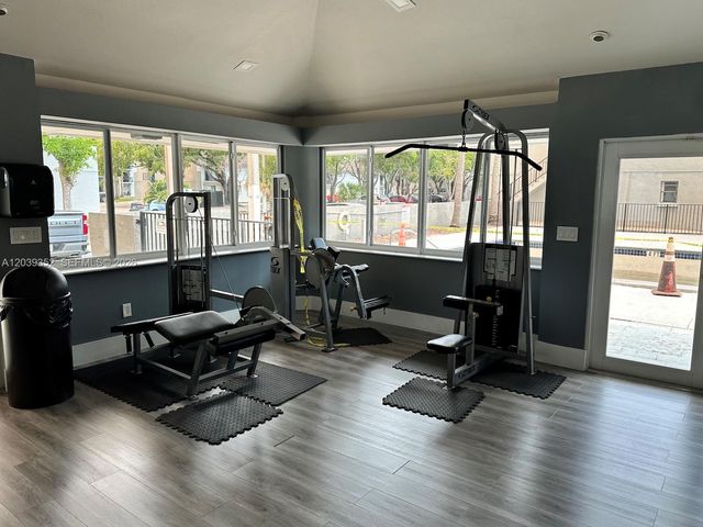 7200 NW 179th Street 311, Hialeah, FL 33015