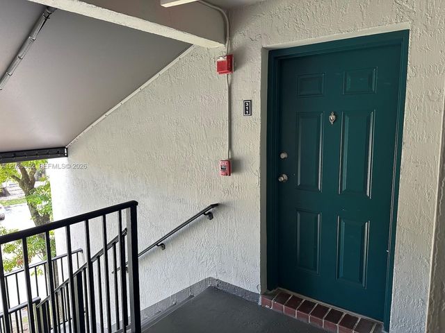 7200 NW 179th Street 311, Hialeah, FL 33015