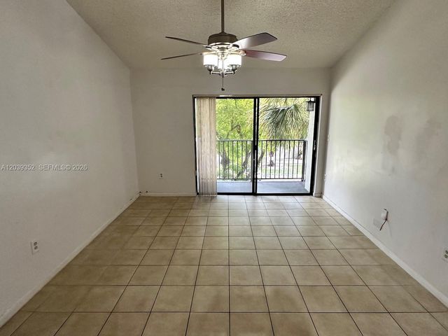 7200 NW 179th Street 311, Hialeah, FL 33015