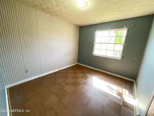 4801 BLACK PINE Court, Jacksonville, FL 32210