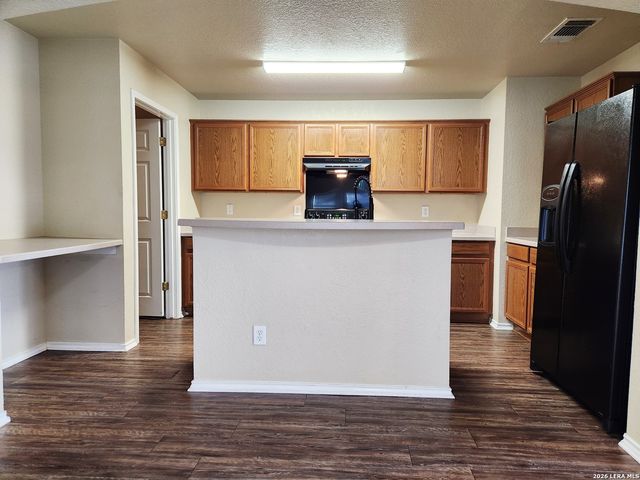 5402 TOMAS CIR, San Antonio, TX 78240