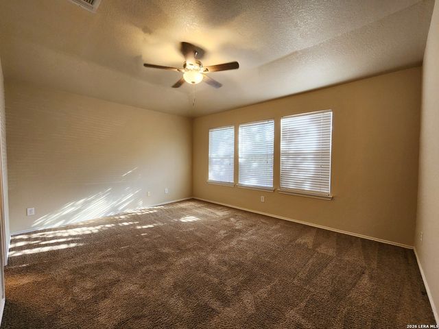 5402 TOMAS CIR, San Antonio, TX 78240