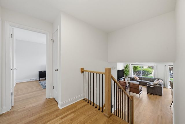 9536 Tripp Avenue, Skokie, IL 60076